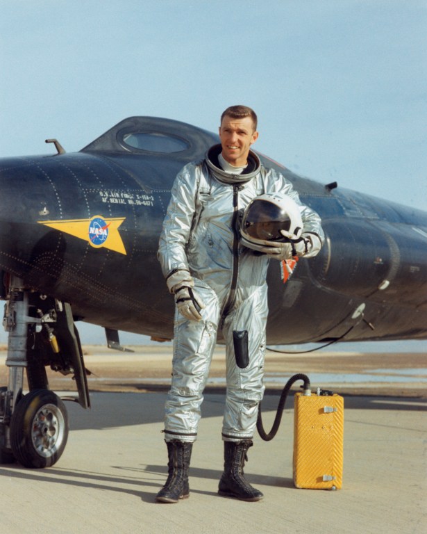 Engle with X-15A-212/2/65 NASA DFRC